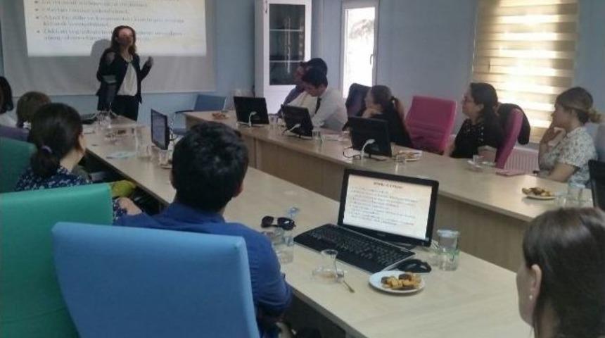 Khb&rsquo;den Hasta Hakları Ve İletişim Eğitimi