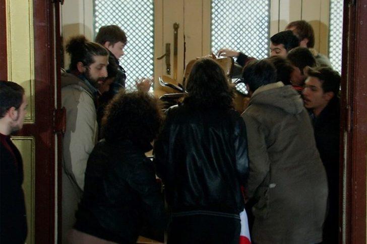 Ötesiz İnsanlar 9. Bölüm Galerisi G2