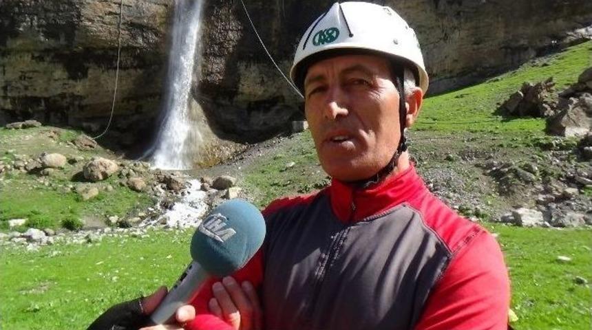 Dağcılardan Ağa&ccedil;dibi Şelalesi&rsquo;ne Tırmanış