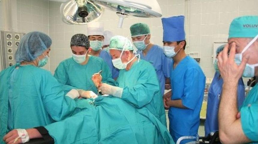 Ahmet Yesevi &Uuml;niversitesi Hastanesi Kazakistan&rsquo;da B&ouml;lge Halkının Umudu Olmaya Devam Ediyor