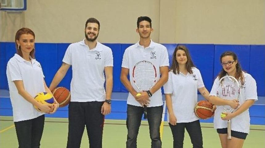 Yaşar &Uuml;niversitesi 5 Takımla &Uuml;nilig Finallerinde