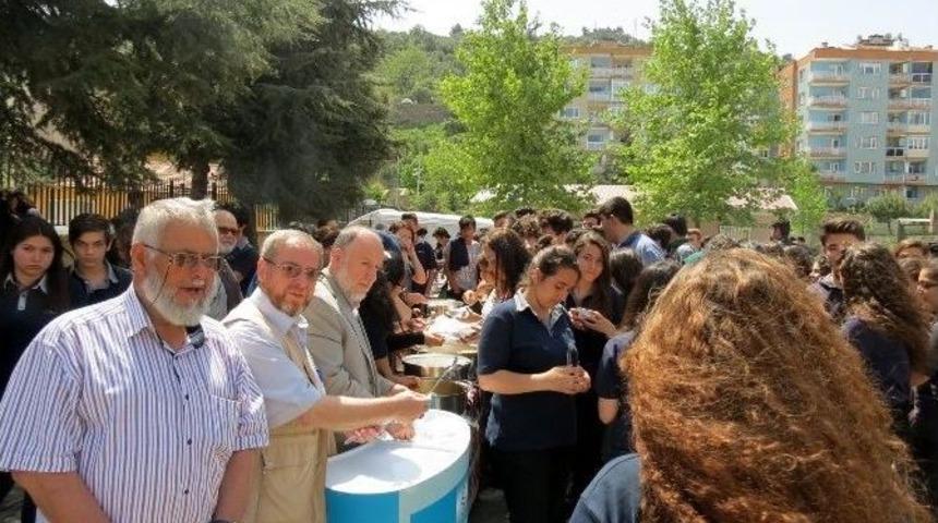 &Ouml;ğrencilere Lokma Ve Mantı S&uuml;rprizi