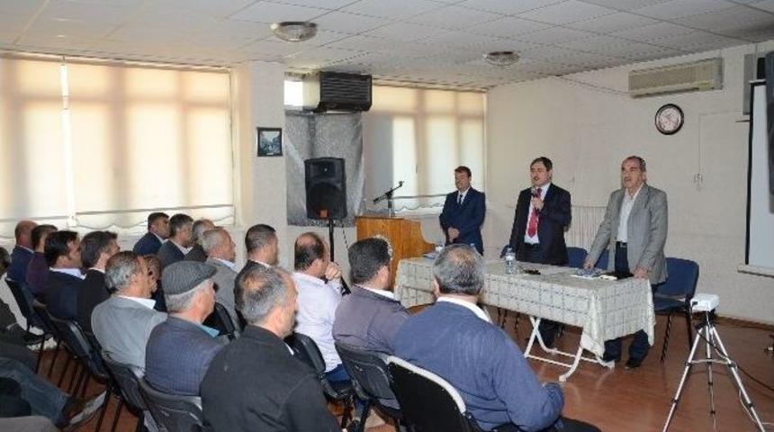 Başkan Eser, Muhtarlarla İstişare Toplantısı Yaptı