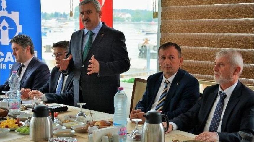 Başkan Baran, Muhtarlarla Buluştu