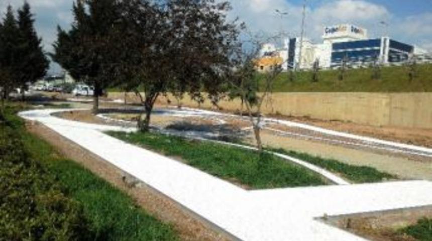 İzmit Belediyesi&rsquo;nden Tıbbi Ve Aromatik Bitkiler Bah&ccedil;esi