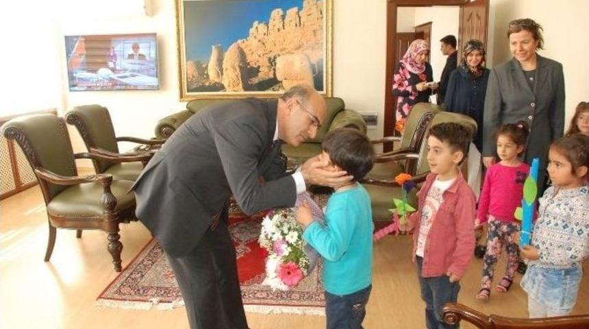 Miniklerden Vali Demirtaş&rsquo;a Ziyaret