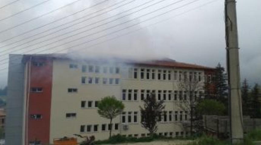 Keles&rsquo;te Dumandan G&ouml;z G&ouml;z&uuml; G&ouml;rm&uuml;yor