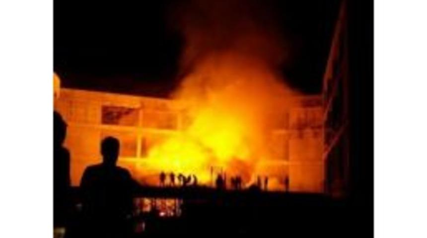 B&ouml;lge Hastanesi İnşaatında Yangın