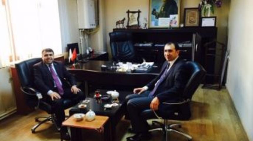 M&uuml;d&uuml;r Kırekin&rsquo;den Başkan Berge&rsquo;ye Ziyaret