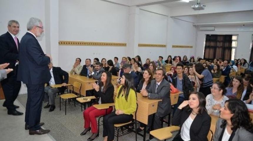 Rekt&ouml;r Ulcay: &ldquo;meslek Y&uuml;ksekokulu Mezunlarına Daha &Ccedil;ok İhtiya&ccedil; Var&rdquo;