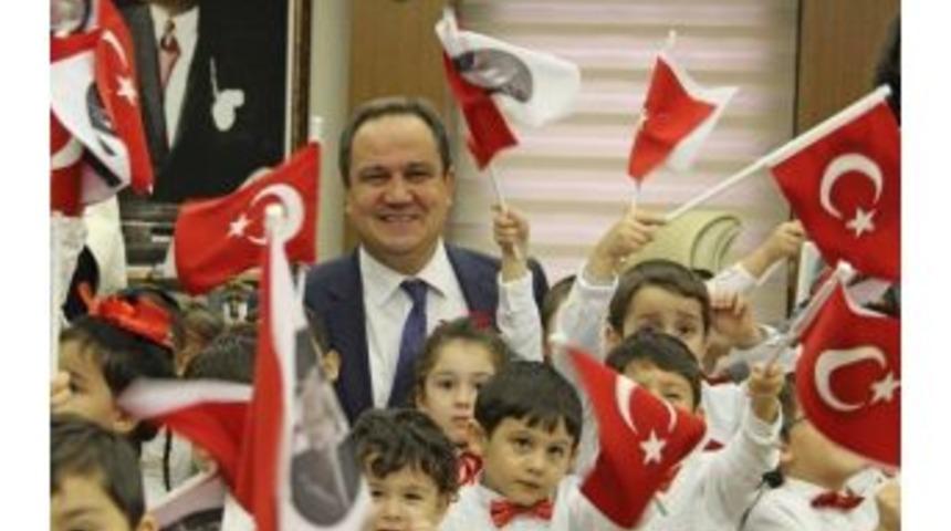 Giresun Belediyesi 23 Nisan&rsquo;a Hazırlanıyor