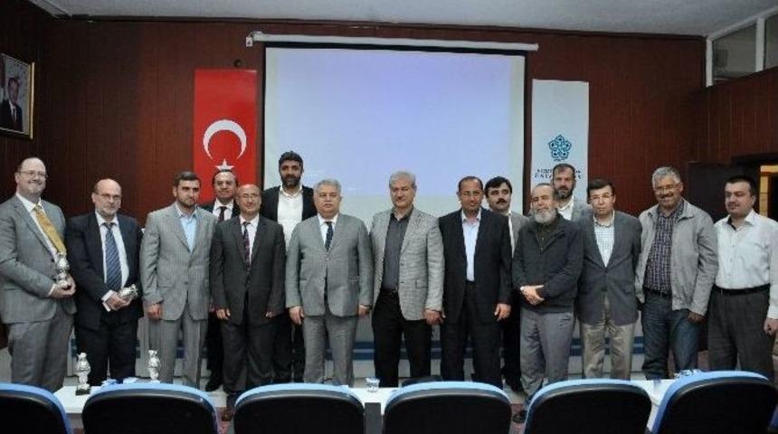 Ne&uuml;&rsquo;de &ldquo;yabancıların G&ouml;z&uuml;yle Kutlu Doğum&rdquo; Konulu Panel