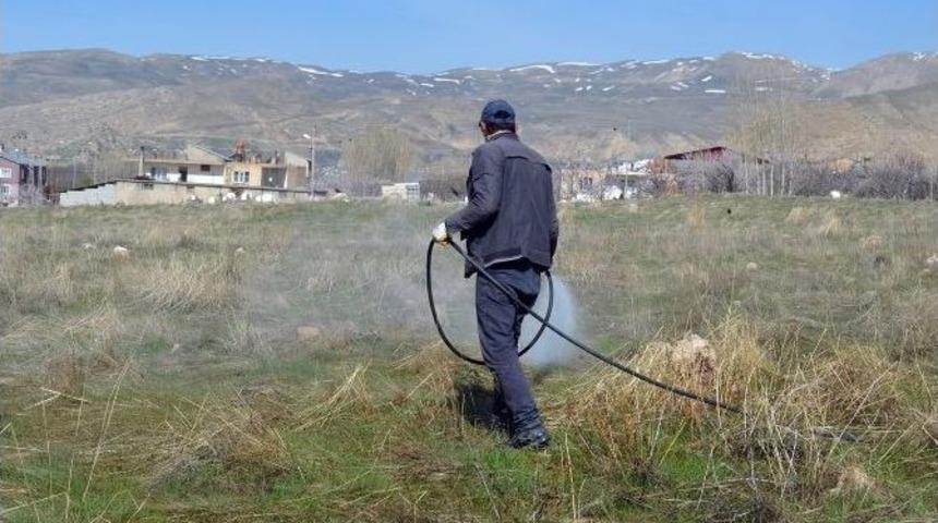 Adilcevaz&rsquo;da İla&ccedil;lama &Ccedil;alışması