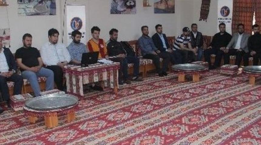 Elazığ&rsquo;da &rsquo;geleceğin Politikalarını Gen&ccedil;ler Belirliyor&rsquo; Projesi