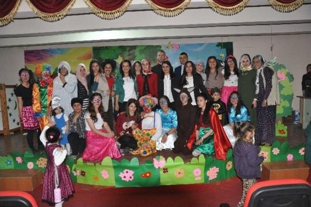 Bulanık&rsquo;ta Tiyatro G&ouml;sterimi