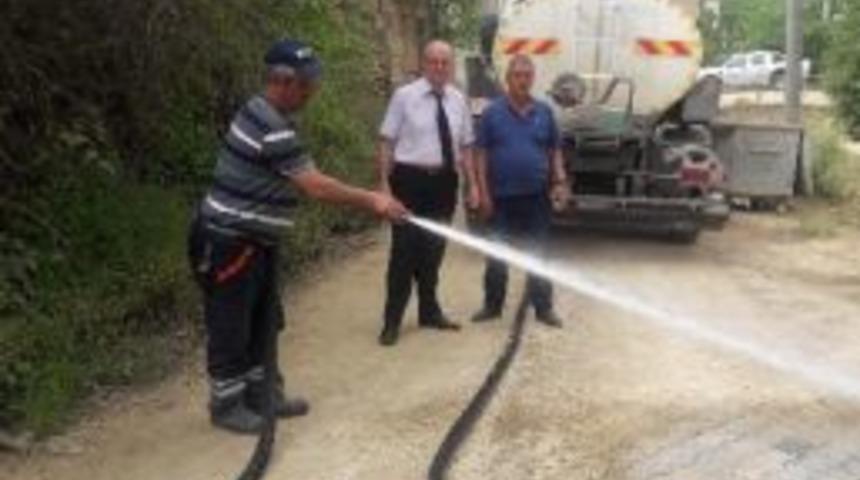 Gemlik Sokakları Yıkanıyor