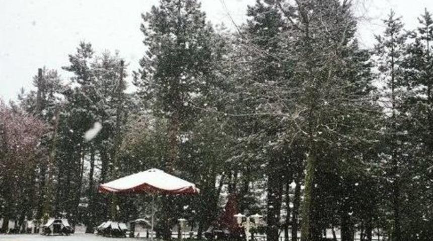 Abant&rsquo;a 21 Nisan Karı