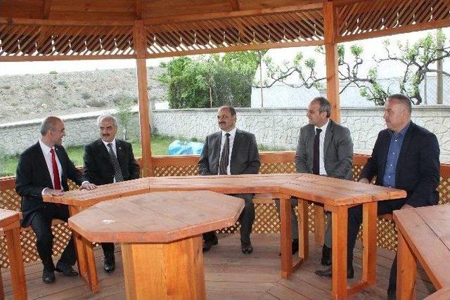 Kastamonu Üniversitesi Rektörü Tosya’ya Devrez Üniversitesi Müjdesini Verdi