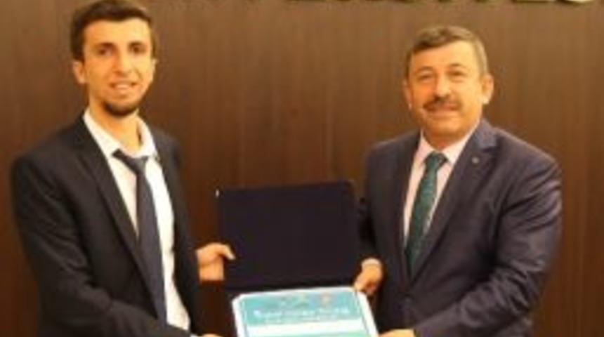 Başkan Karabacak, Gtü’de Başarının Sırlarını Anlattı