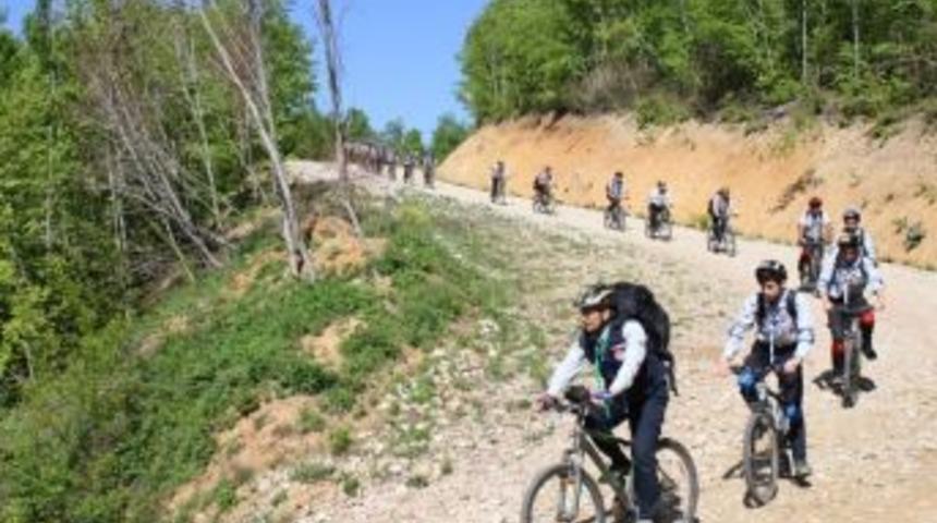 Kağıtsporlu İzciler Doğa İ&ccedil;in 2 G&uuml;n Pedal &Ccedil;evirdi