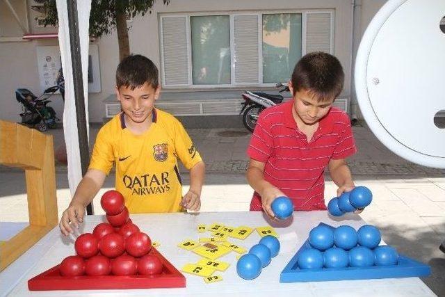 Selçuk’ta Matematik Festivalle Sevdirildi