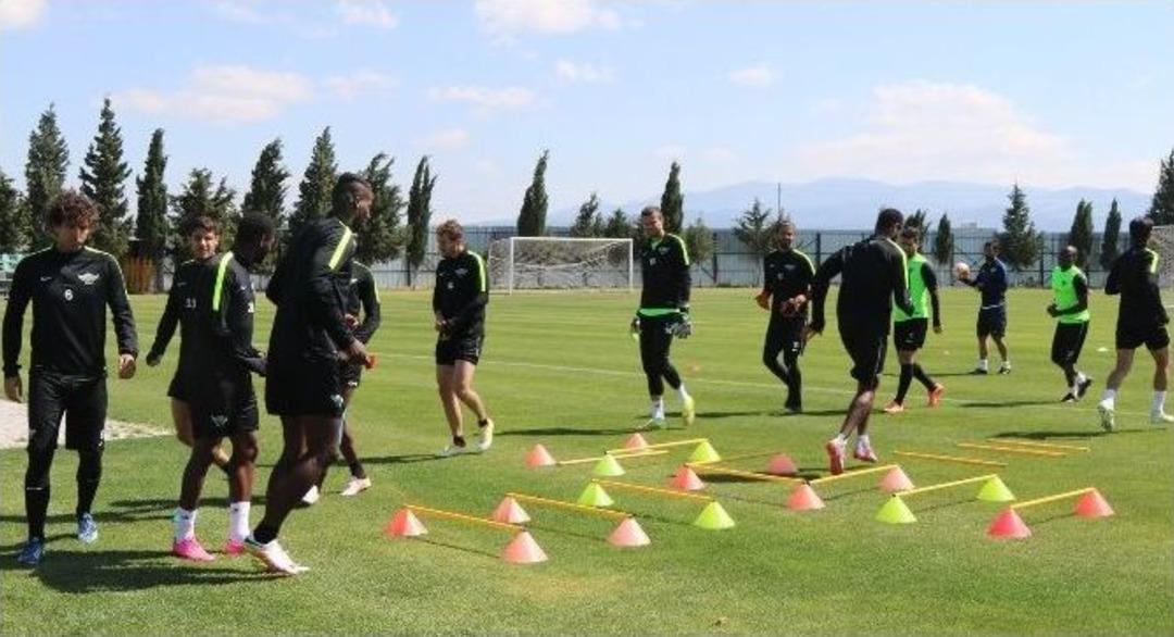 Akhisar Belediyespor Taktik &Ccedil;alıştı