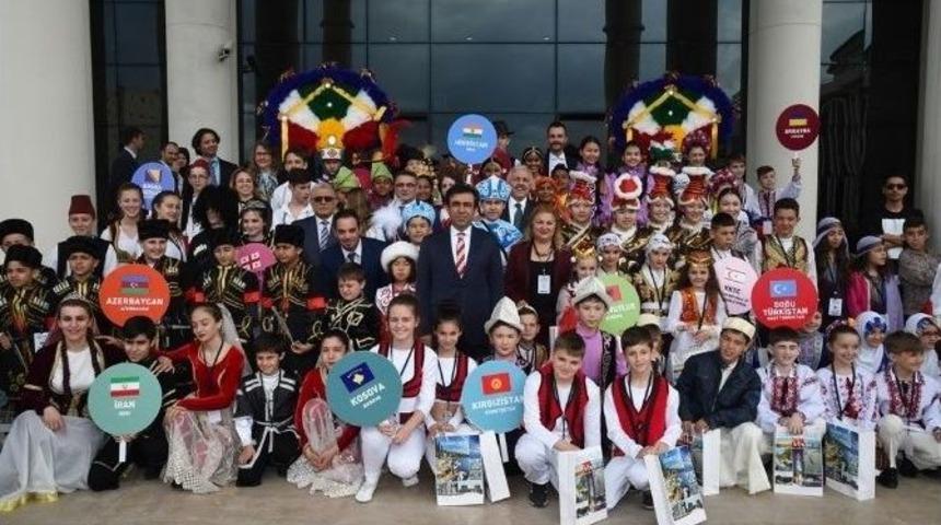 D&uuml;nya &Ccedil;ocukları Kocaeli&rsquo;de Ağa&ccedil; Dikti