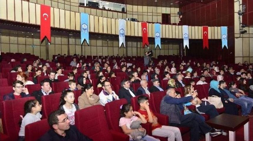 Kursiyer Tiyatrocular Tam Not Aldı