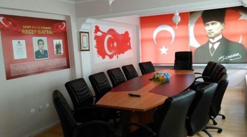 Bayat&rsquo;ta Şehidin İsmi Toplantı Salonu&rsquo;na Verildi