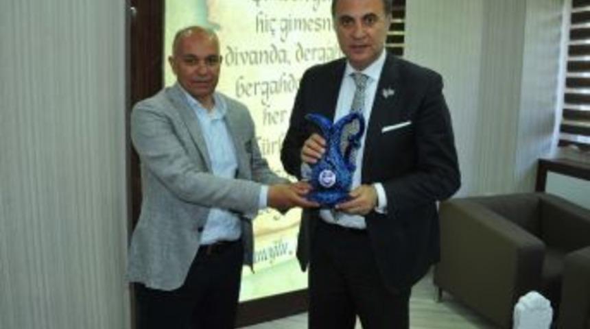 Beşiktaş Başkanı Orman&rsquo;dan Belediye Başkanı &Ccedil;alışkan&rsquo;a Ziyaret