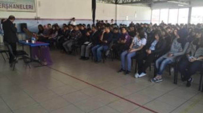 Uğur Temel Lisesi&rsquo;nden Kutlu Doğum Programı