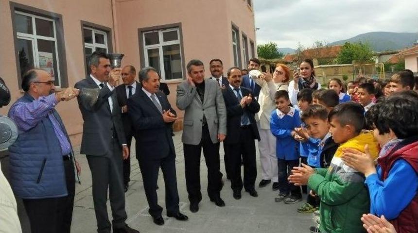 Akşehir 1 Milyon Kitap Projesi &Ouml;d&uuml;ll&uuml; Sınavının 1. Aşaması Yapıldı