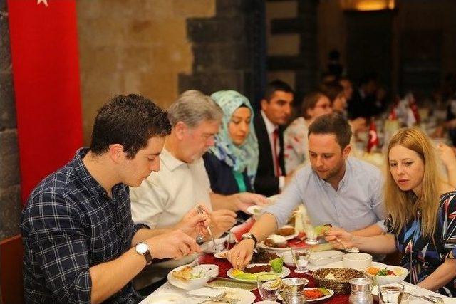 Yabancı Turistlerin Gaziantep İlgisi Artıyor