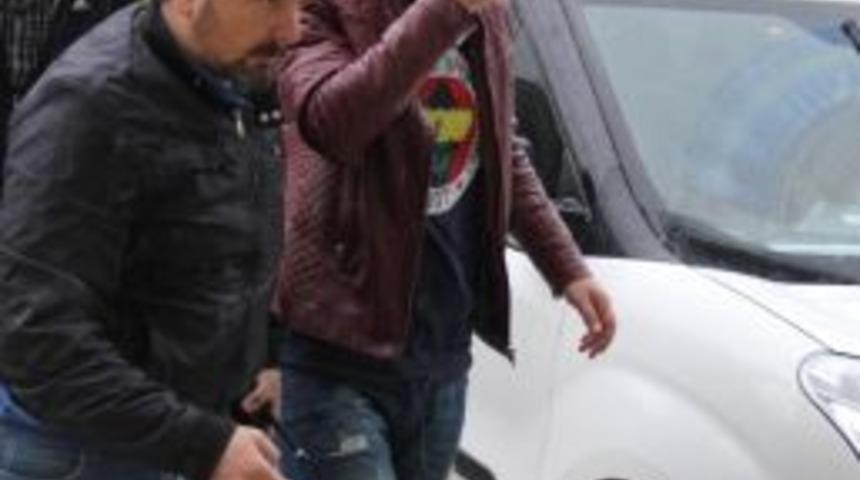 Uyuşturucuyla Yakalanan Gen&ccedil; G&ouml;zaltına Alındı