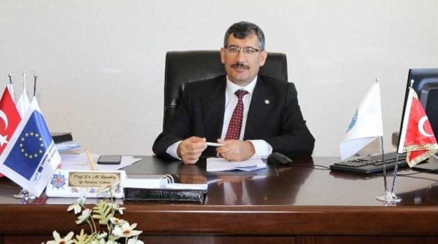 Harran Tıp Fak&uuml;ltesi Dekanına 4 Yıllık G&ouml;rev Verildi