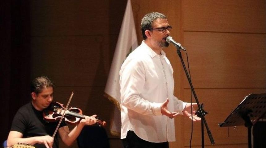 İbrahim Sadri Kb&uuml;&rsquo;de Şiir Severleri B&uuml;y&uuml;ledi