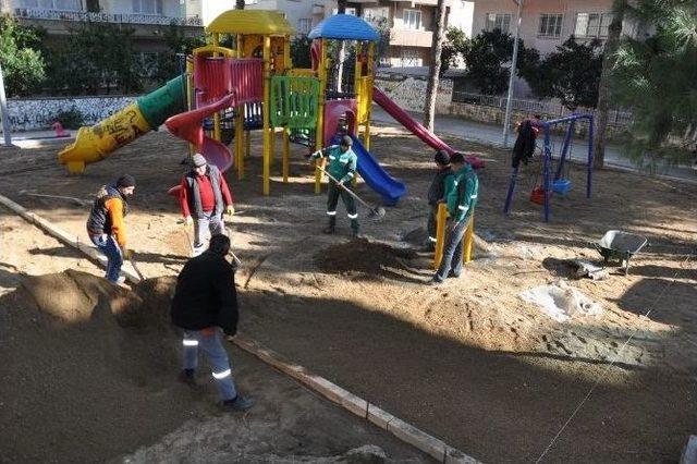 Nazilli’de Kaynanalar Parkı Yenilenmiş Hali İle Hizmete Girdi