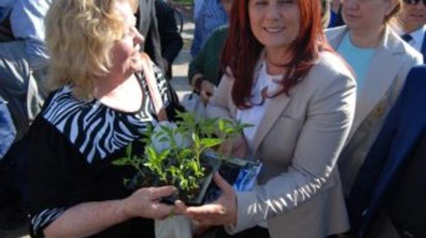 Başkan &Ccedil;er&ccedil;ioğlu, Yerel Tarım &Uuml;r&uuml;nlerine Sahip &Ccedil;ıkıyor