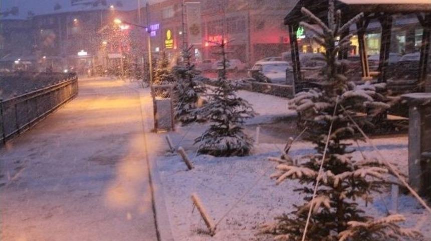 Bayburt&rsquo;ta Nisan Karı