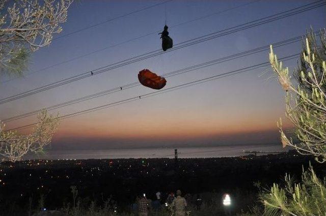 Tellere Takılan Paraşütçü Helikopterin Rüzgarıyla Yere Düştü