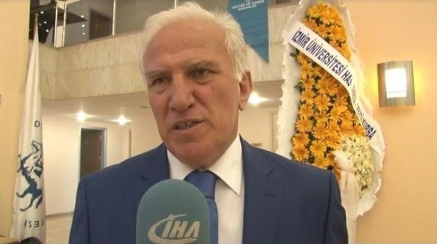 İzmir’in En İyi Turizmcileri Ödüllerini Aldı