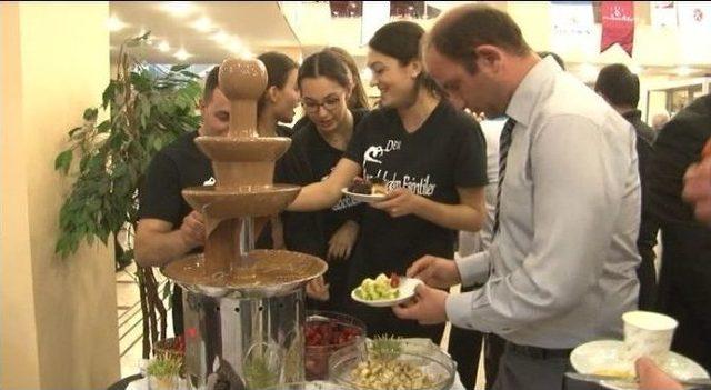 İzmir’in En İyi Turizmcileri Ödüllerini Aldı