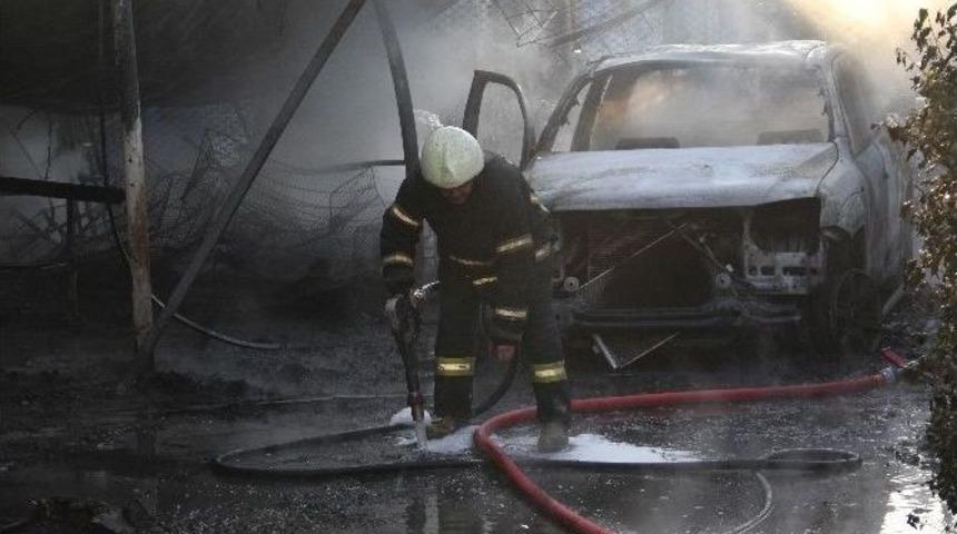 Oto Tamircide Yangın