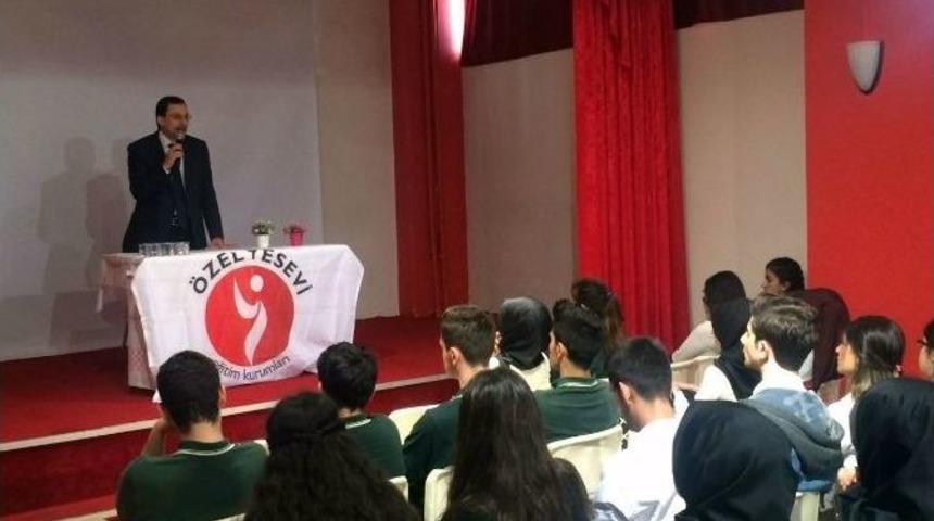 İstanbul Kartal&rsquo;da "hoca Ahmet Yesevi" Konferansı Yapıldı