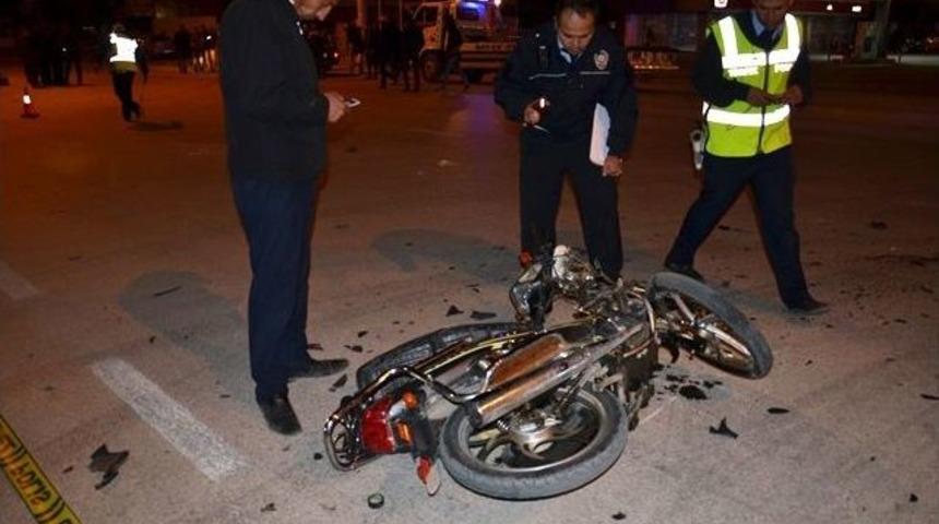 Elbistan&rsquo;da Trafik Kazası: 1 &Ouml;l&uuml;, 1 Yaralı