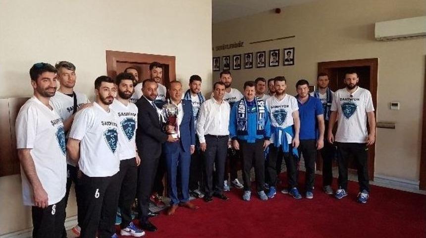 Adana Toros Byz Spor Kupayı H&uuml;seyin S&ouml;zl&uuml;&rsquo;ye Getirdi
