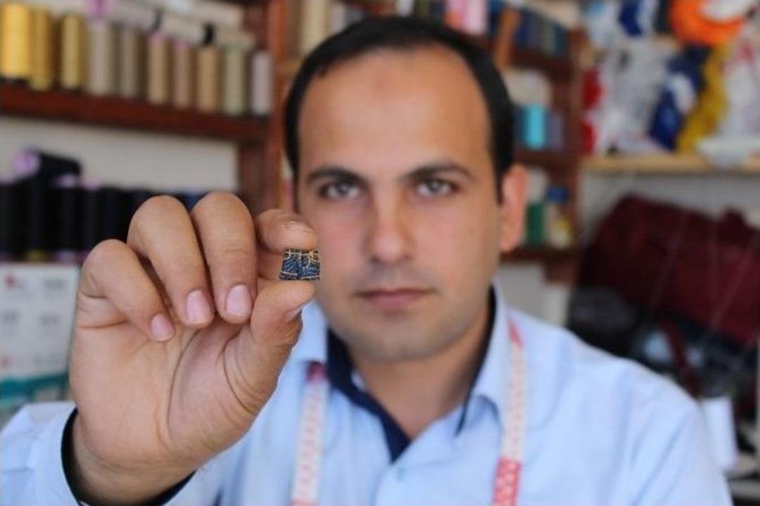 Babasına İnat D&uuml;nyanın En K&uuml;&ccedil;&uuml;k Kotunu Dikti