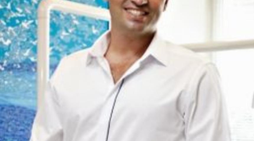 Sağlıklı Dişler Kişiyi Pozitif Gösteriyor