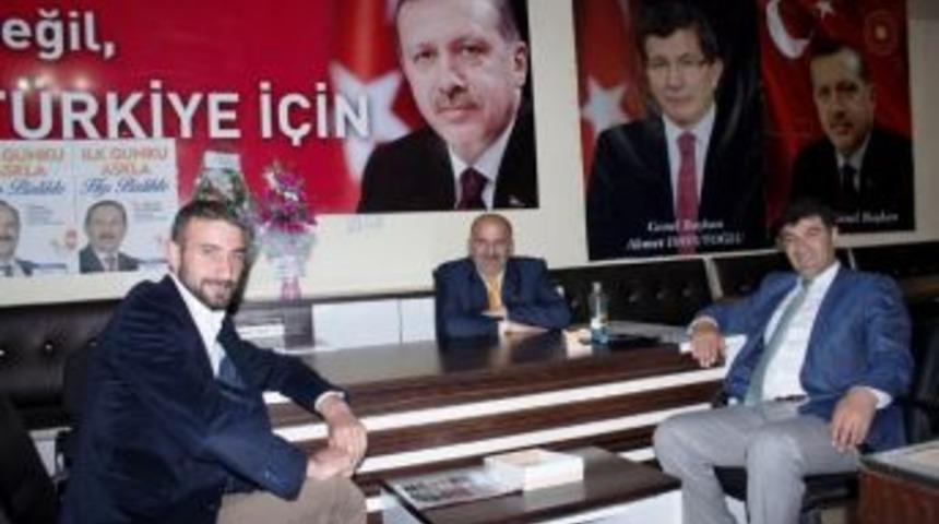 Okumuş, Ak Parti Narman İl&ccedil;e Başkanlığına Getirildi