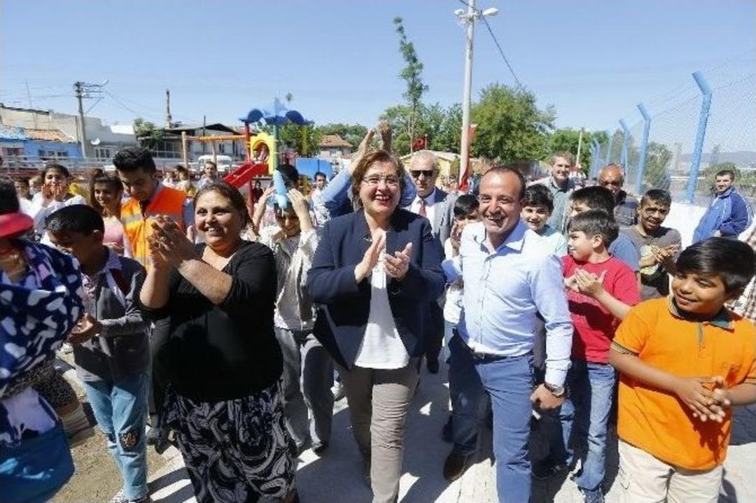 23 Nisan&rsquo;a En Renkli Kutlama